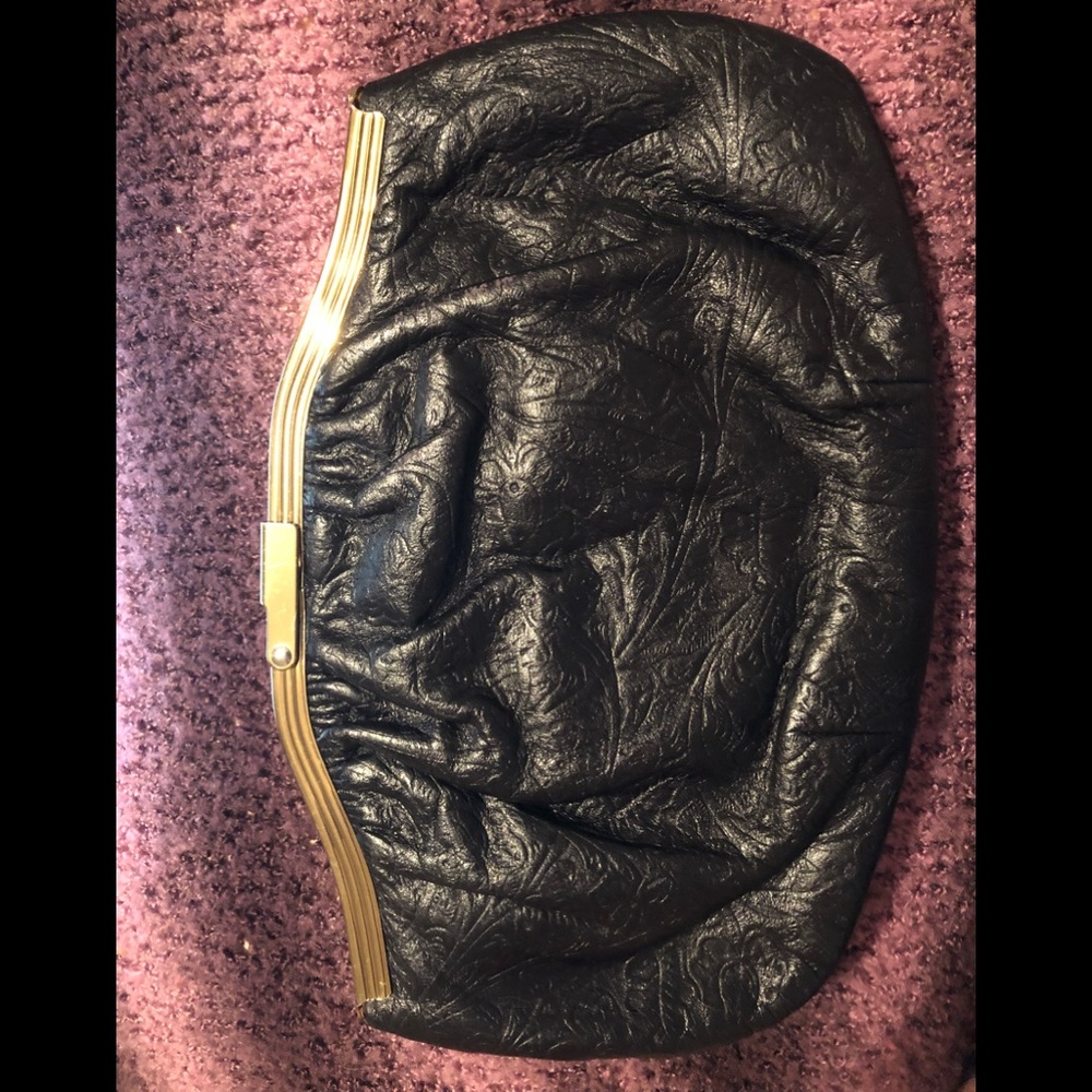 Versatile elegant black leather purse - Picture 3 of 4